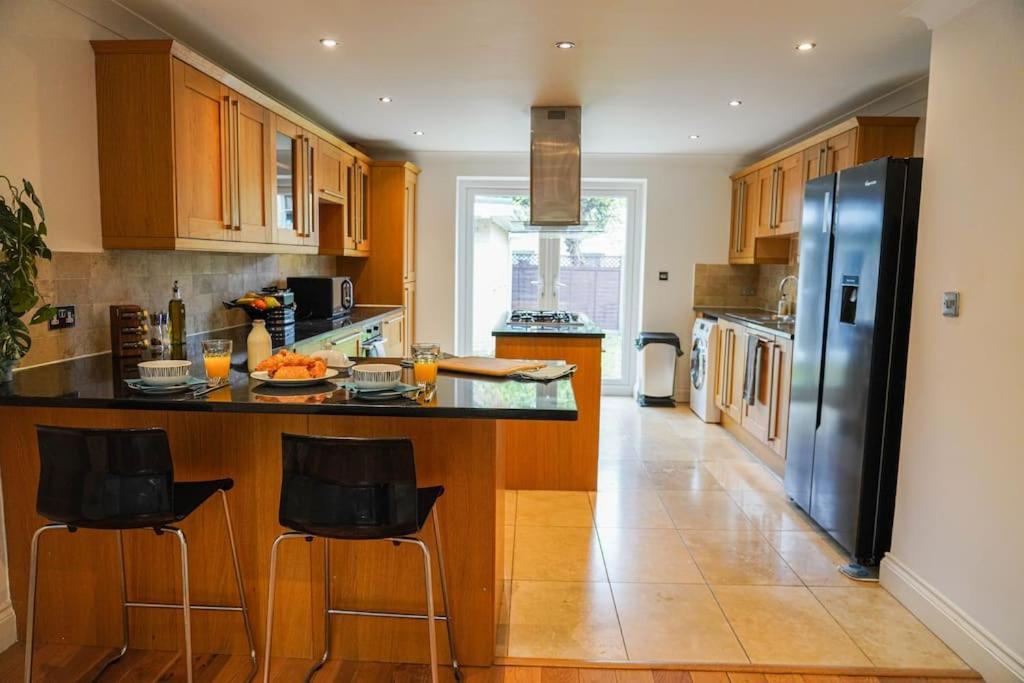 옥스퍼드 Large 4-Bed House For Up To 7 Guests W 2X Parking 빌라 외부 사진