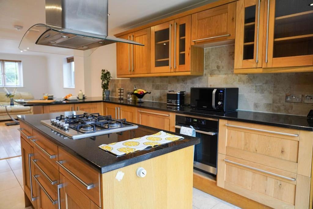 옥스퍼드 Large 4-Bed House For Up To 7 Guests W 2X Parking 빌라 외부 사진
