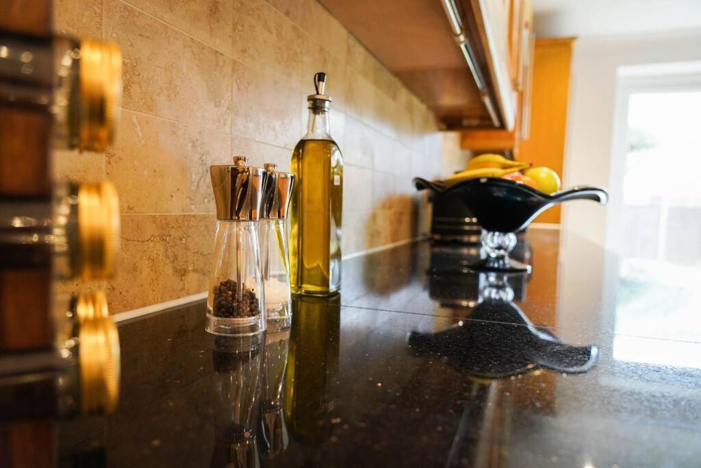 옥스퍼드 Large 4-Bed House For Up To 7 Guests W 2X Parking 빌라 외부 사진